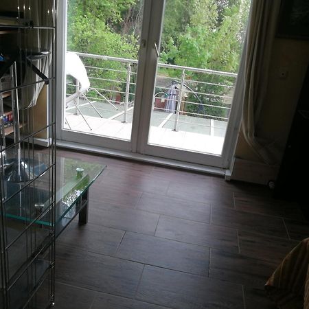 Wohlfuehloase - Zimmer, Appartment - Im Herzen Starnbergs الغرفة الصورة