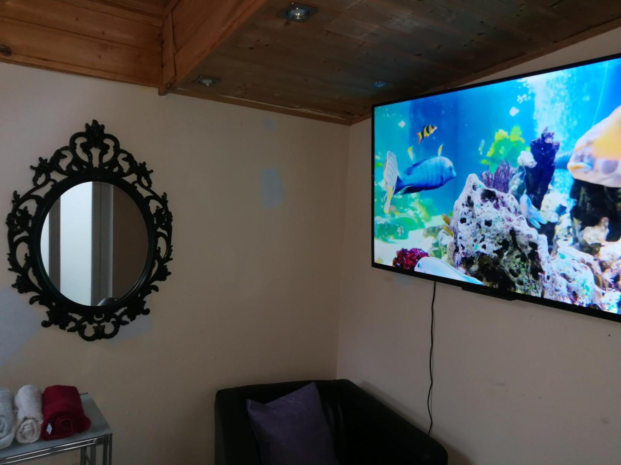 Wohlfuehloase - Zimmer, Appartment - Im Herzen Starnbergs الغرفة الصورة